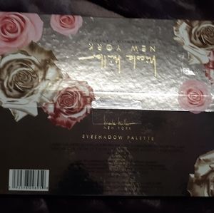 Nicole Miller New York eyeshadow palette